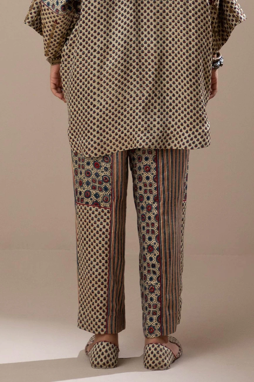 Boond Smoking Pant In Offwhite & Red 8 Boond Smoking Pant In Offwhite & Red - Image 6