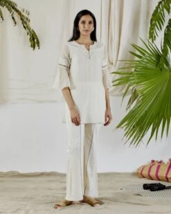 Ivory Vintage Applique Bella Top -Africans Shop 3 30326