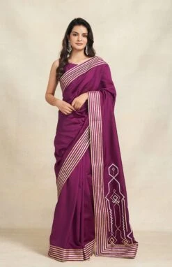 Gota Detailing Wine Crop Top