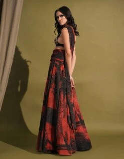 Red & Black Stroke Print Lehenga Blouse Set Metallic Gold Embellishment 11 Red & Black Stroke Print Lehenga Blouse Set Metallic Gold Embellishment -Africans Shop qutrs24029b