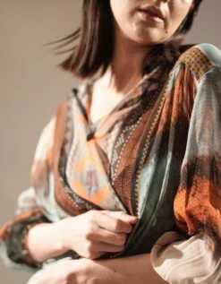 Powder Blue Butterfly Placement Print Top -Africans Shop qutrs240525