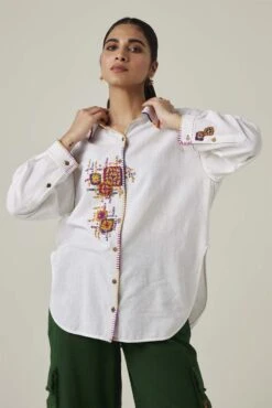 White Gulzaar Khadi Long Shirt -Africans Shop ss2309a3