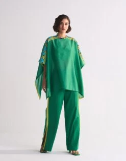 Green Tablemat Shirt With Shoulder Applique And Cutwork