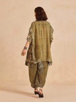 Ruhaani Kimono Sleeve Shirt In Off White -Africans Shop v2303bb