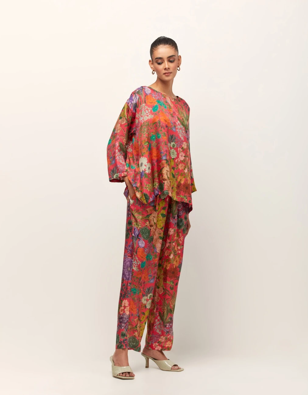 Avalen Top In 100% Silk 5 Avalen Top In 100% Silk - Image 3